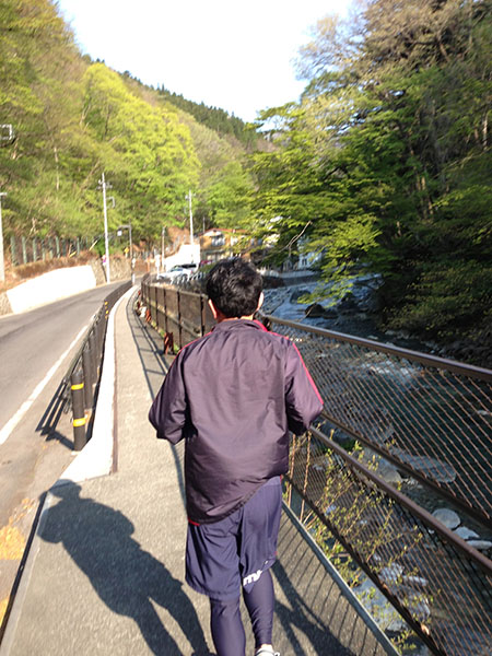 四万温泉の新緑ランニング