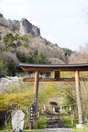 霊山たけやまの登山口