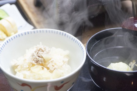 釜飯とお吸い物