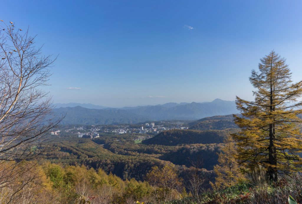 八石山から草津温泉