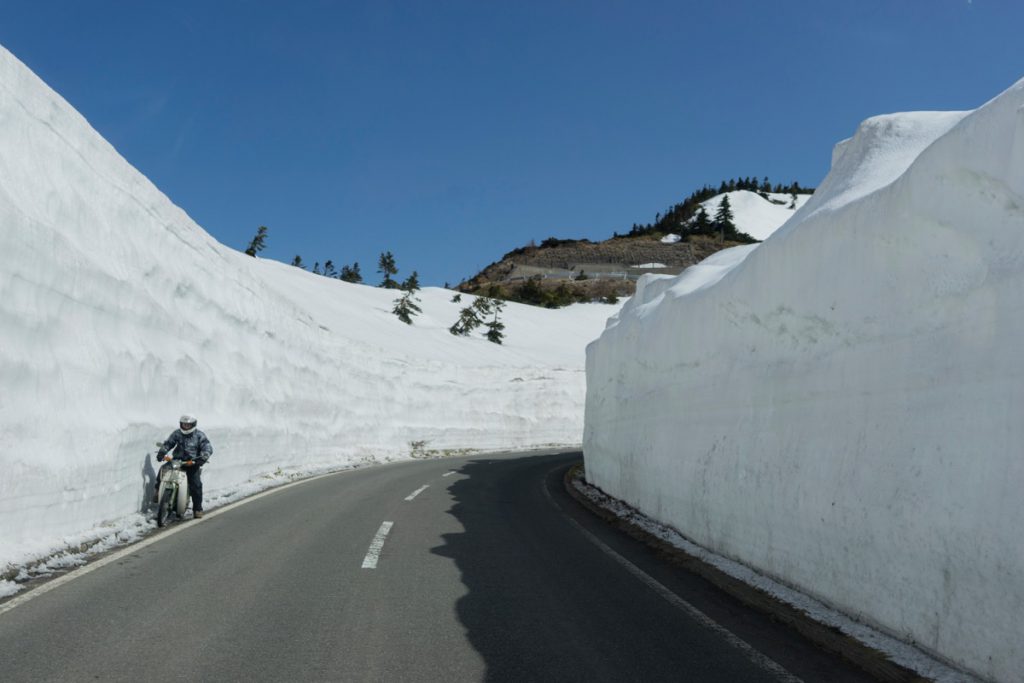 雪の回廊