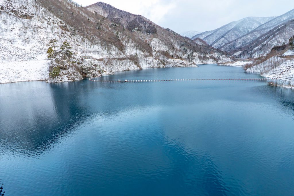 奥四万湖