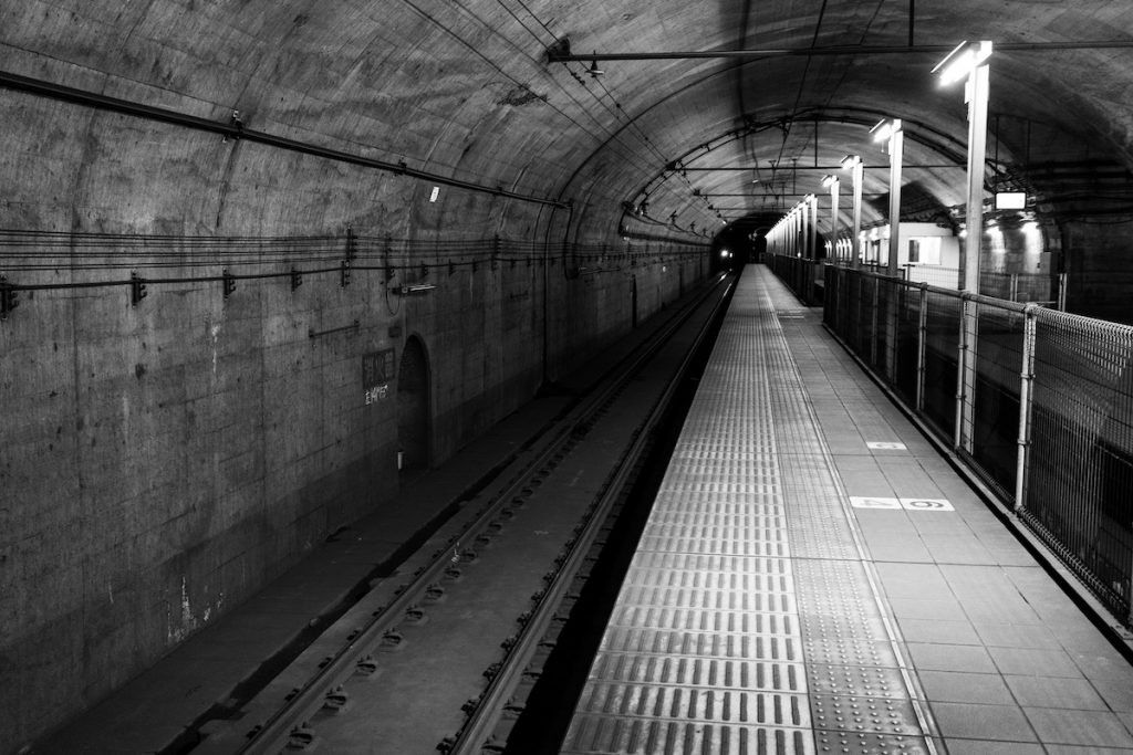 土合駅（モグラ駅）ホーム