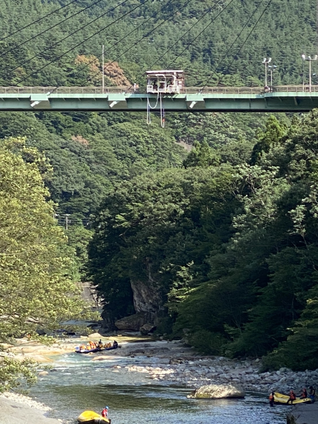 バンジージャンプ