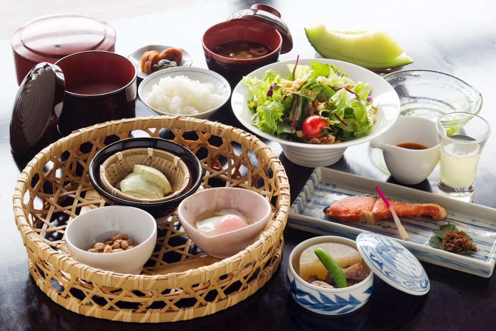 example of the Japanese style breakfast