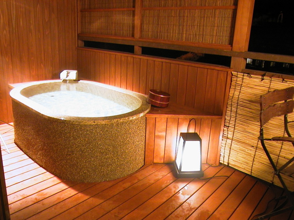 In-room Onsen bath, KAME