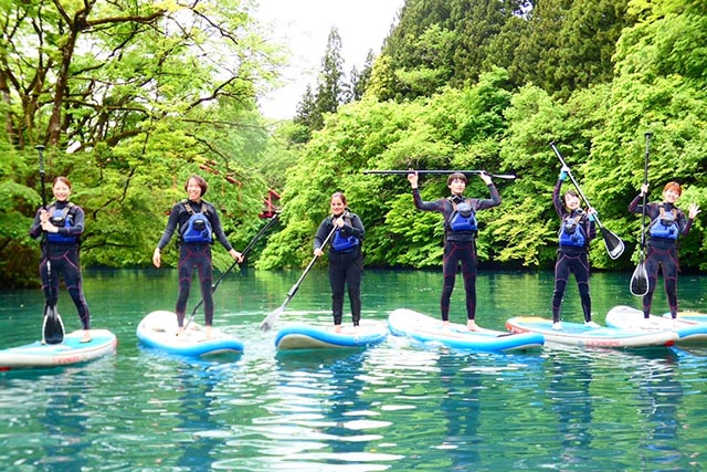 四万湖でSUP