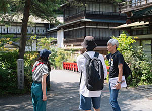 温泉街まち歩きツアー